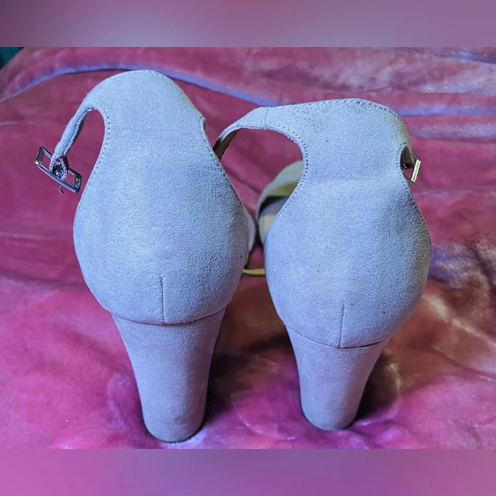 Madden Girl Beige‎ Open Toe Pumps, 8
